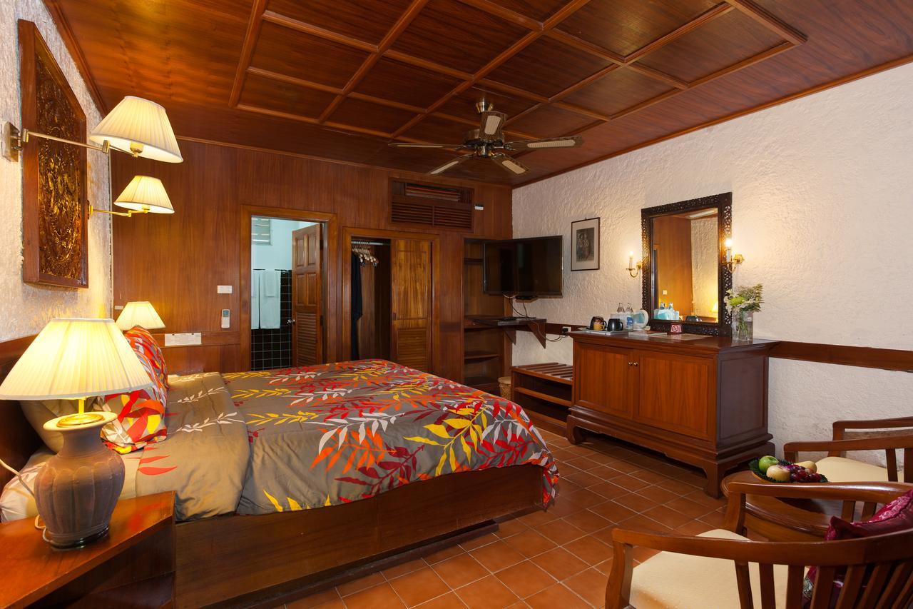 Tropica Bungalow Beach Hotel Patong Extérieur photo